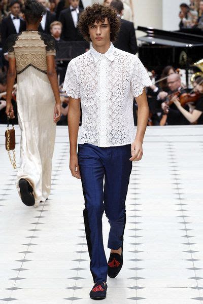 burberry prorsum spring 2016 ready-to-wear|Burberry Prorsum Spring 2016 Ready.